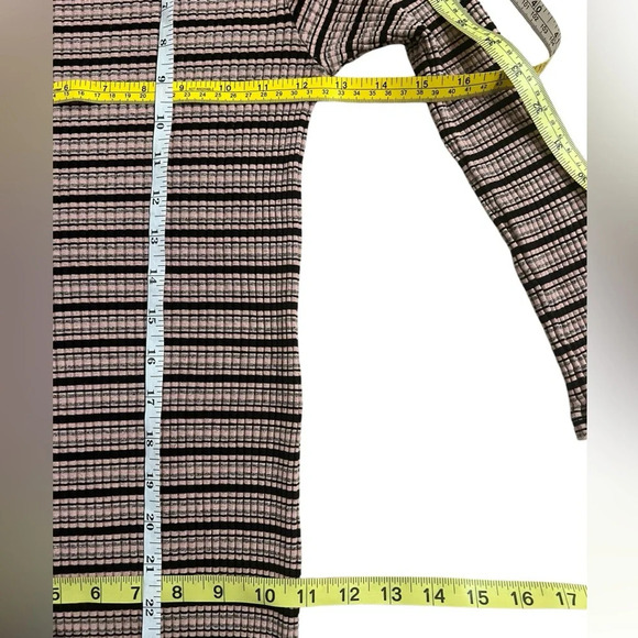 Revolve Monrow Ribbed Striped Knit 3/4 Sleeve Bodycon Midi Dress Women’s Size M - Picture 7 of 14